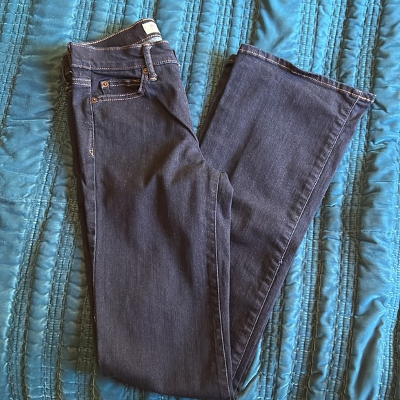 All GAP Jeans buy 1 get 1 50% off! NWOT Gap 4Long boot cut jeans - Picture 2 of 2